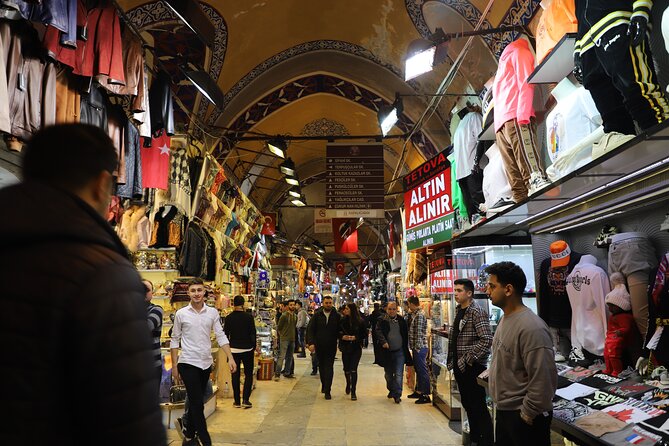 Istanbul: Old City Tour Full Day with Lunch - Lunch in the middle of a walking day