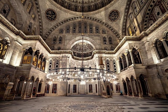 Istanbul Ottoman Tour: Topkapi Palace and Blue Mosque - German Fountain and Hagia Irene: small stops with big context