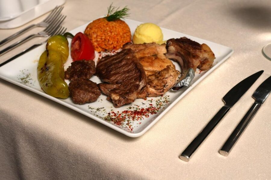 Istanbul: Pasha Istanbul Dinner Cruise - Unlimited Soft Drinks, Alcohol Options, and How to Plan Your Night