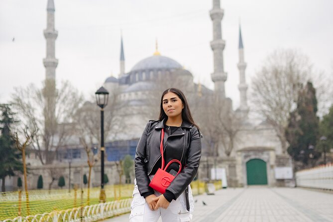 Istanbul Photoshoot at Top Spots - Outfit Changes, Bathroom Breaks, and Other Real-Life Logistics