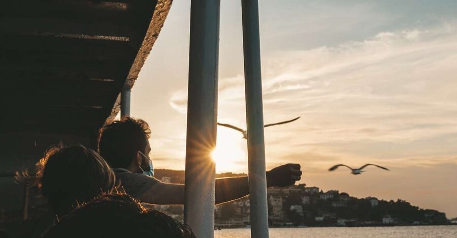 Istanbul: Princes' Islands Cruise w/Music, Lunch & Transfer - Princes’ Islands day trip: why Büyükada and Kınalıada work so well