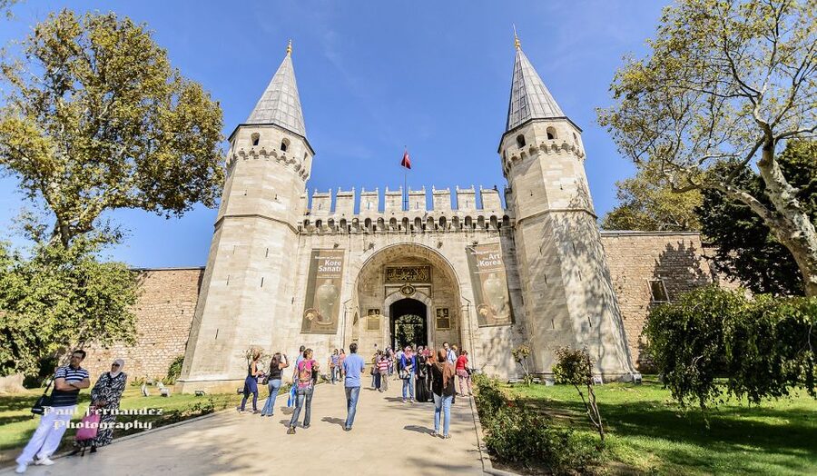 Istanbul: Private Full-Day Old City Highlights Tour - Basilica Cistern: A Cool Breather Under Istanbul Streets