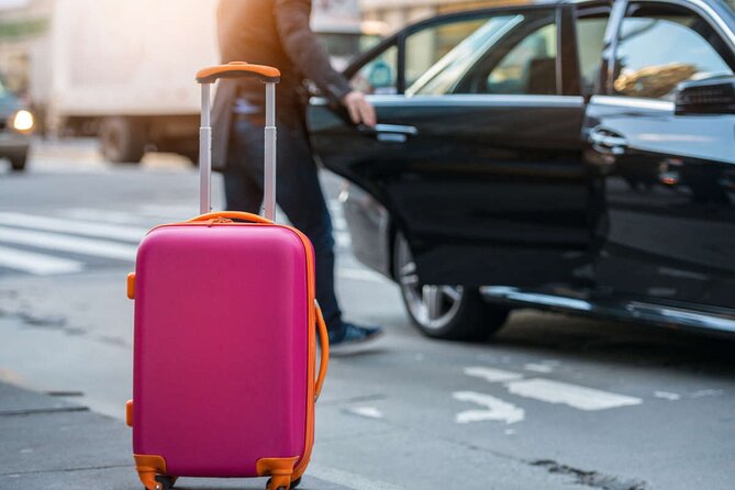 Istanbul Private One-Way Transfer: Airport-Hotel or Hotel-Airport - Comfort, Air-Conditioning, and Enough Room for Bags