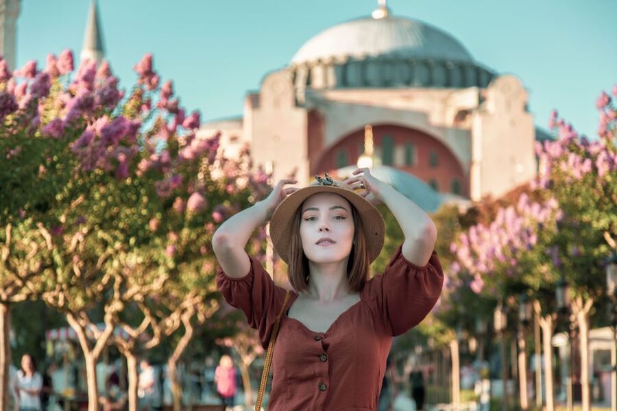 Istanbul: Private photoshoot at Hagia Sophia&Blue Mosque - Key points at a glance