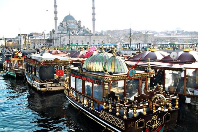 Istanbul Private Tour Designed for Layover Flight, Transfer incl. - Basilica Cistern: 336 columns and the Medusa corner