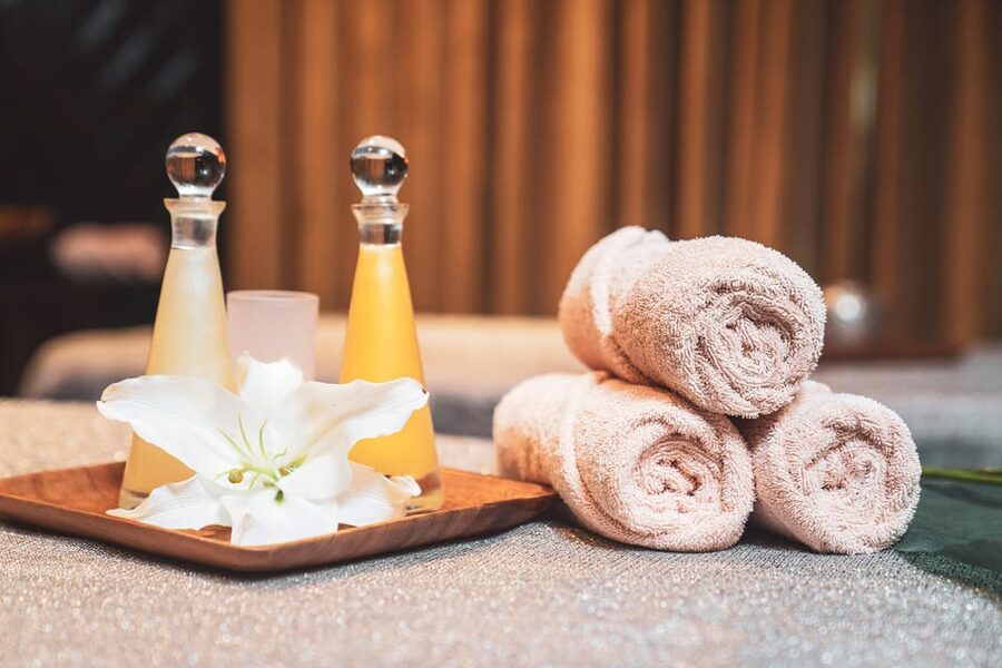 Istanbul: Private Turkish Bath, Spa, and Massage in Sisli - Finding the Place in Sisli: Osmanbey Metro to the Right Floor