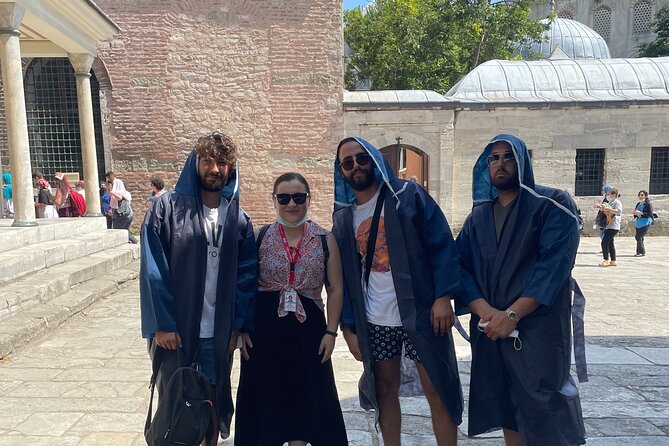 Istanbul Private Walking Highlights Tour - Starting by the German Fountain (Binbirdirek) and finding your rhythm fast