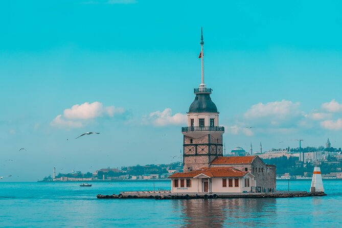 Istanbul Private Yacht Tour - 2 Hours - Meeting at Arap Cami and getting oriented fast