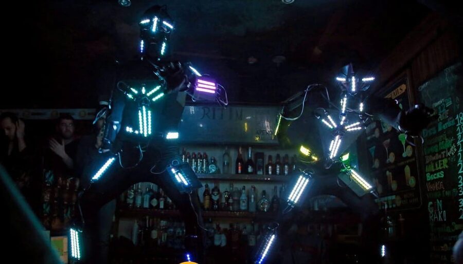 Istanbul: Rooftop Pub Crawl with Party Bus - Group energy, meeting people, and who this suits best