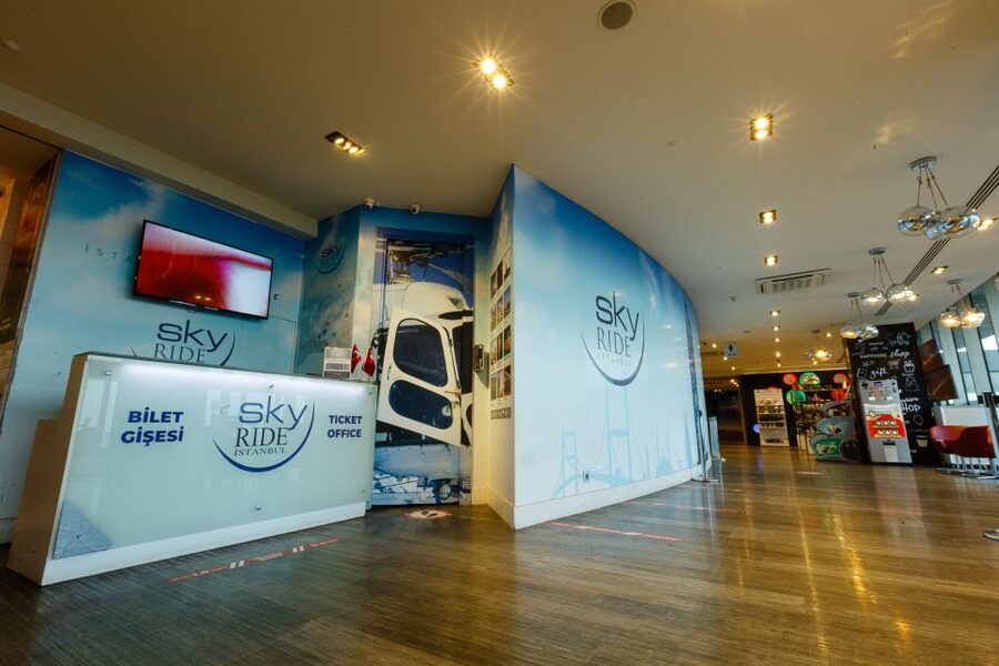 Istanbul: Sapphire Observation Deck Entrance - Why the Sapphire Tower views beat a quick photo stop