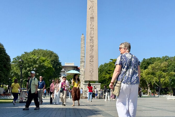Istanbul Small-Group City and Secret Streets Tour with Guide - Topkapi Palace and Sultanahmet: power, then the square where it all spills out