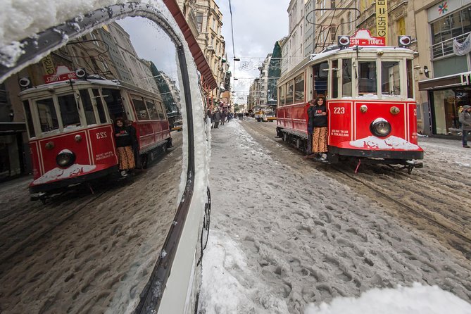 Istanbul Street Photo Tour - Why Istanbul Street Photography Works Best With Local Coaching