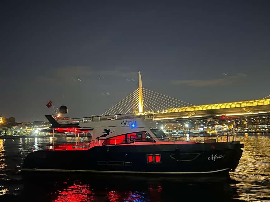 Istanbul: Sunset Bosphorus Yacht Cruise with A break on Asia - Price and Value: Does $17 Get You Enough?