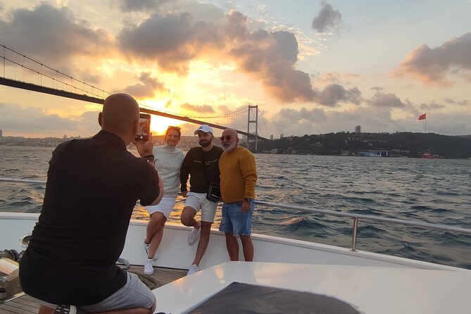 Istanbul Sunset Cruise With Luxury Yacht On Bosphorus - Bosphorus Sunset Cruise: Why this 2-hour ride hits right