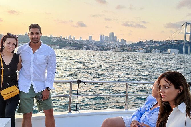Istanbul Sunset Cruise With Luxury Yacht On Bosphorus - The guide factor: live narration, and why it improves your photos