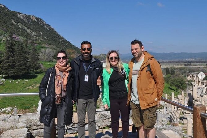 Istanbul to Ephesus Full Day Guided Tour, Flight and Lunch incl. - Handling the possible workshop stops without ruining your mood