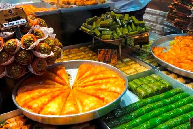Istanbul Traditional Food Tour with Dinner on Off-Touristy-Path - Kadıköy food market tastings: stuffed mussels, soups, and halva