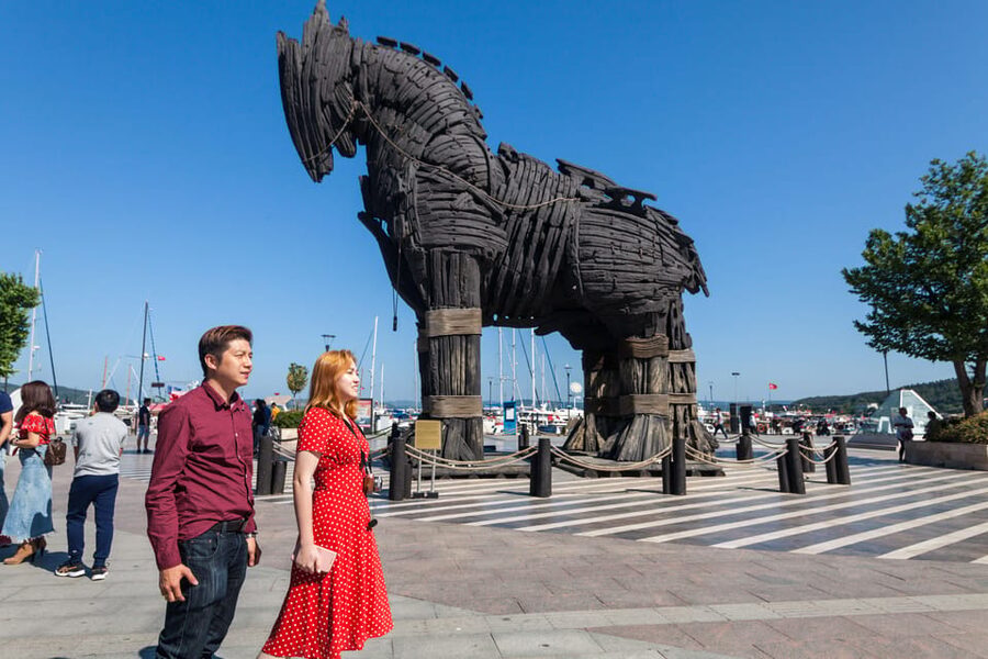 Istanbul: Troy Guided Bus Tour with Ferry Tickets & Lunch - Eceabat lunch and the first reset before the ferry