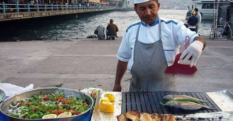 Istanbul: Turkish Food Tour in Kadikoy Across the Bosphorus - Key moments that make this tour worth your time