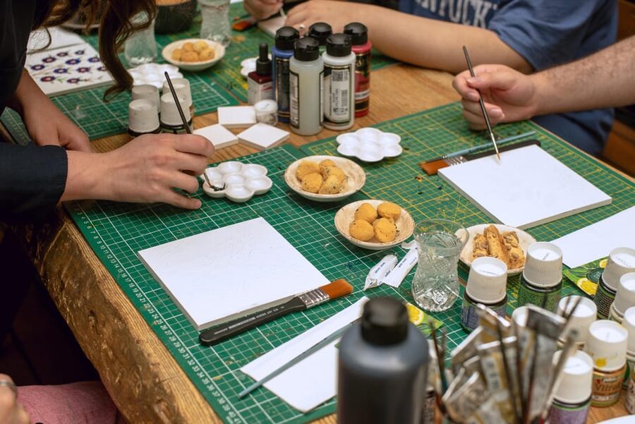 Istanbul: Turkish Tile Painting & Ceramic Workshop w/ Snacks - Tea, coffee, and cookies, and why it helps you enjoy Istanbul