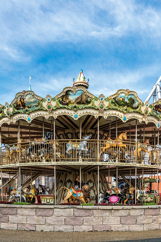 Istanbul: Vialand Theme Park Tickets with Package Options - The outdoor concert stage with the big screen and 10,000 seats