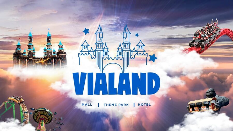 Istanbul: Vialand Theme Park Tickets with Package Options - Food and staying energized: menus, drink options, and realistic breaks