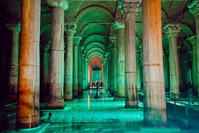 IstanbulBasilicaCistern/fastEntranceEnglish/Spanish (not tickets) - How much explanation should you expect?
