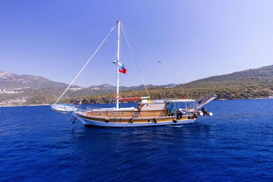 Kas: Limanagzi Beach & Island-Hopping Boat Tour with Lunch - Yarilgan Bay and Twelve Islands: Your First Real Snorkeling Moment