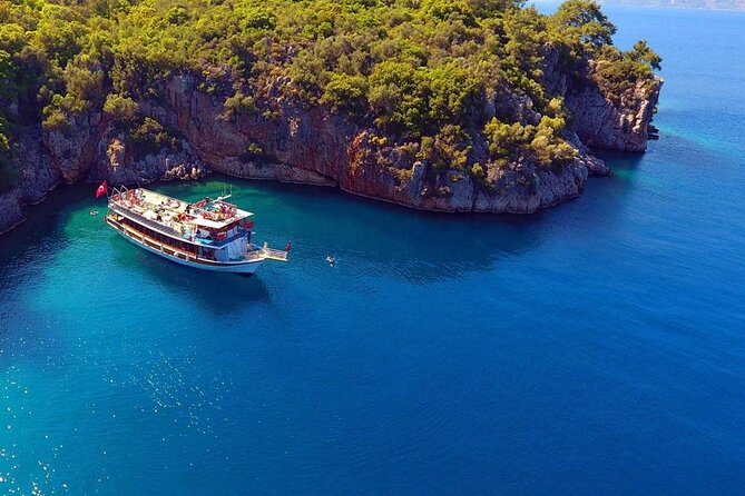 Kusadasi Boat Trip With Lunch And Hotel Transfer - Price and what $40 buys you in Kuşadası