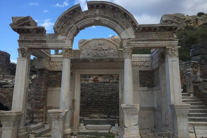 LESS Walking Tour : Private Ephesus, House of Virgin Mary, Temple - Price and Value: What $109 Buys You
