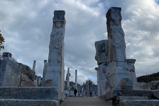 LESS Walking Tour : Private Ephesus, House of Virgin Mary, Temple - Guides Matter, and the Names Here Tell the Story