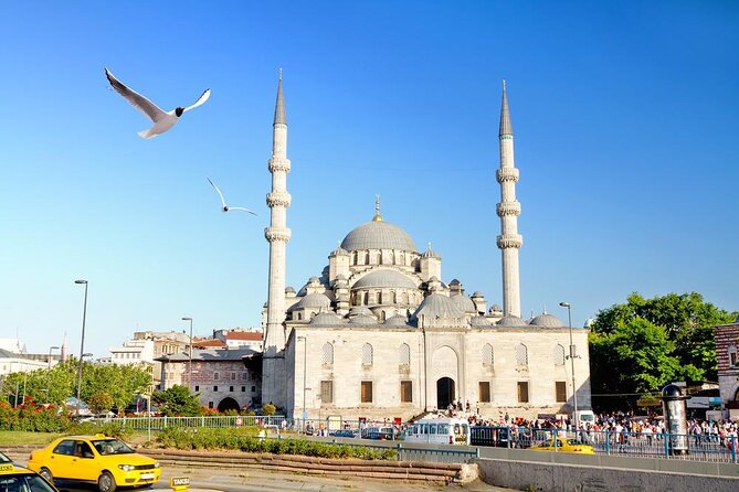 Local Food, History and Hidden Places Walking Tour in Istanbul - Key Things to Know Before You Go