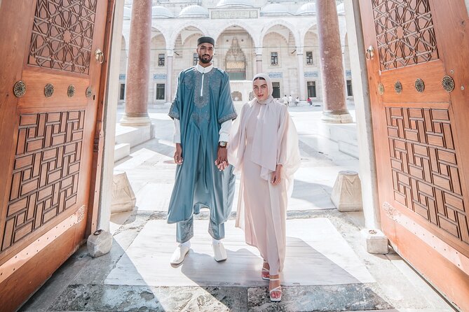 Love in Istanbul: Perfect Photo Moments at Iconic Locations - Blue Mosque and Hagia Sophia: classic frames and practical guidance