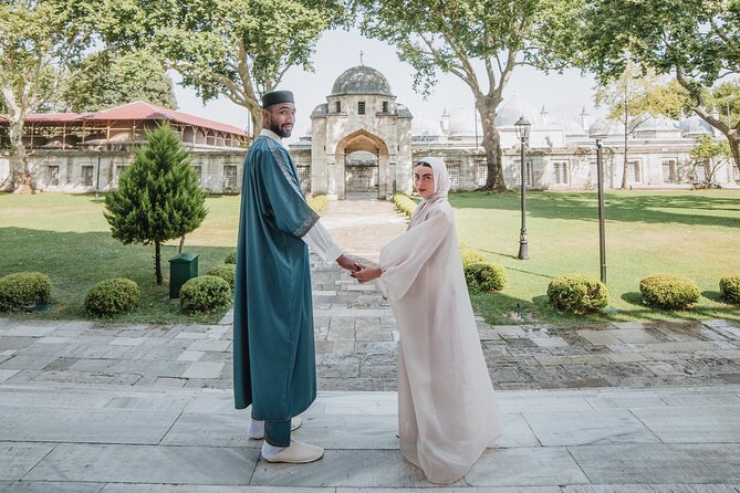 Love in Istanbul: Perfect Photo Moments at Iconic Locations - Balat and Ortakoy: neighborhood energy in a photo-friendly plan