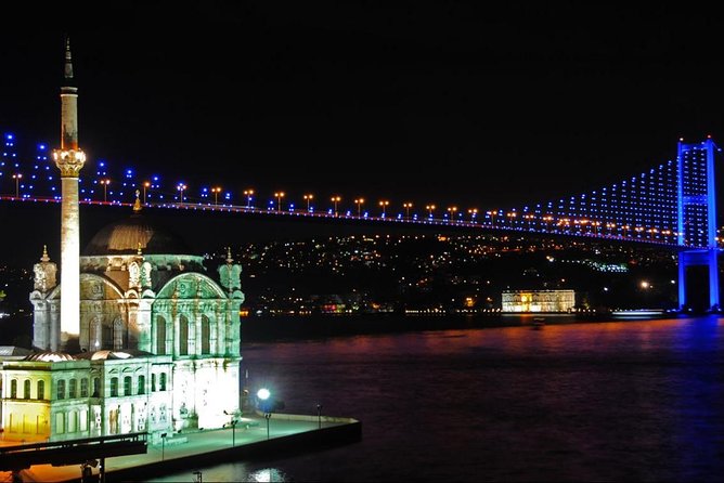Luxury Bosphorus Dinner Cruise with Turkish Night Show - The Turkish Night Show: Henna, Folk Dances, and Belly Dance Moments