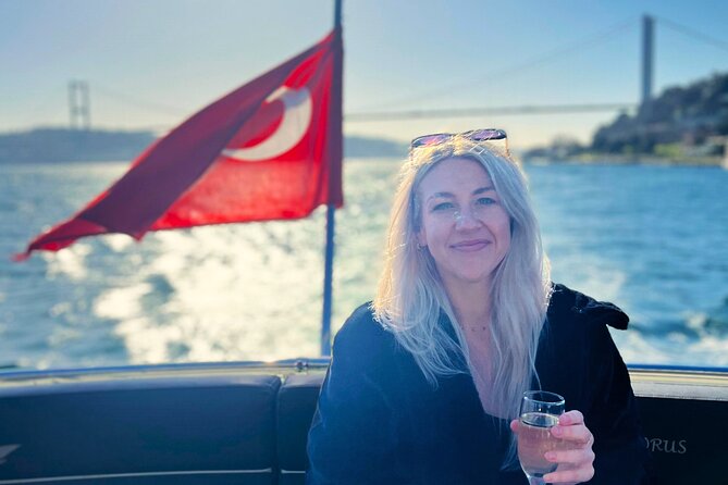 Luxury Bosphorus Yacht Tour – Asian Side Stop & Exploration - Rumeli Hisarı and the Ottoman choke point story