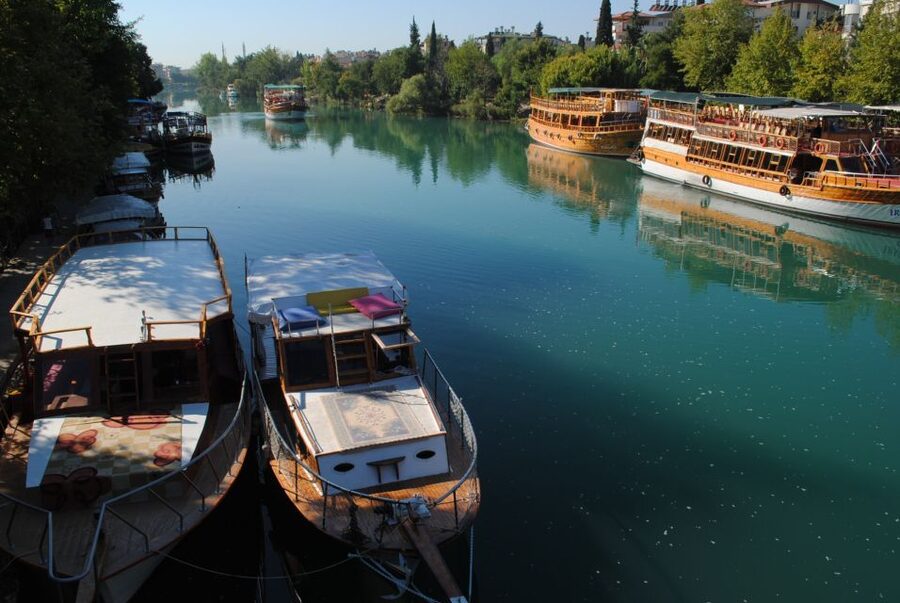 Manavgat Cruise & Grand Bazaar w/Lunch and Unlimited Drinks - The river meets the sea: swimming stop on the sandy beach