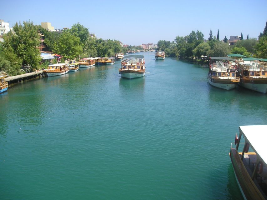 Manavgat Cruise & Grand Bazaar w/Lunch and Unlimited Drinks - Grand Bazaar in Manavgat: what you get with 1.5 hours