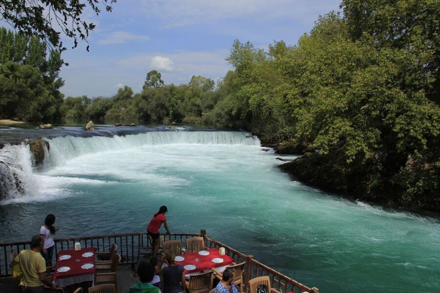 Manavgat Cruise & Grand Bazaar w/Lunch and Unlimited Drinks - Possible shopping detours: how to protect your day