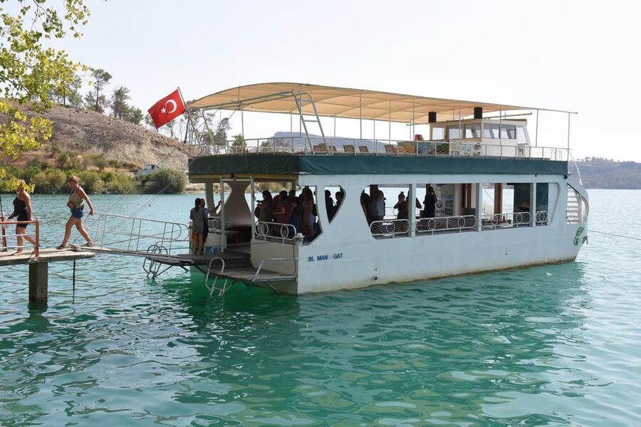 Manavgat: Guided Aqueduct, Waterfall & Green Lake Tour - Who should book this Manavgat day trip