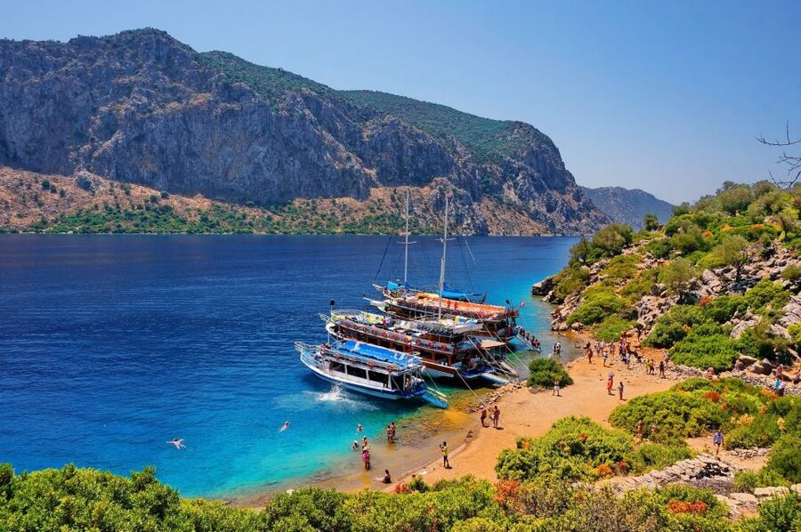 Marmaris: Bays Islands Boat Trip w/Lunch & Unlimited Drinks - Akvaryum Koyu Lunch: Eating Warm Food Where the Day Feels Slower