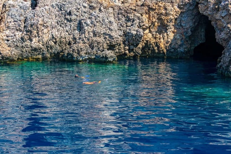 Marmaris: Boat Trip w/Lunch, ansfer & Unlimited Drinks - Aquarium Bay: the first big swim and snorkeling moment