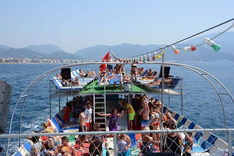 Marmaris: Boat Trip w/Lunch, ansfer & Unlimited Drinks - The Phosphorus Cave glow, and why timing matters