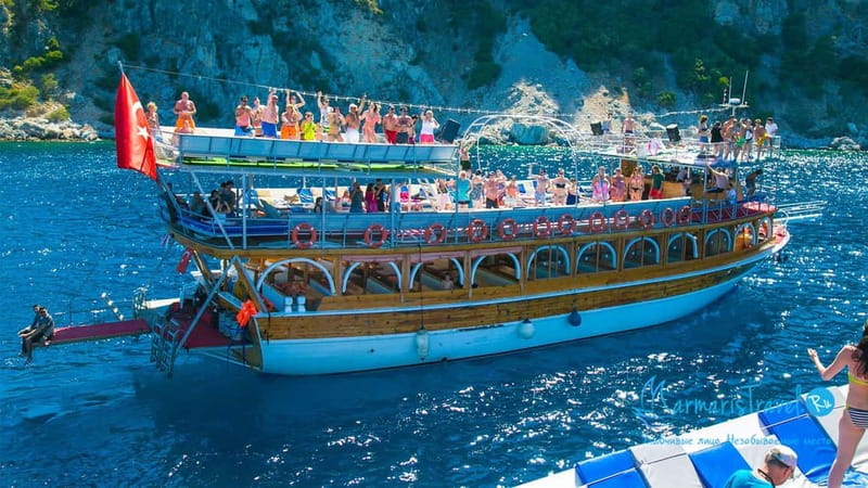 Marmaris: Boat Trip w/Lunch, ansfer & Unlimited Drinks - Turunç Village: a small inland break with beach-and-shop options