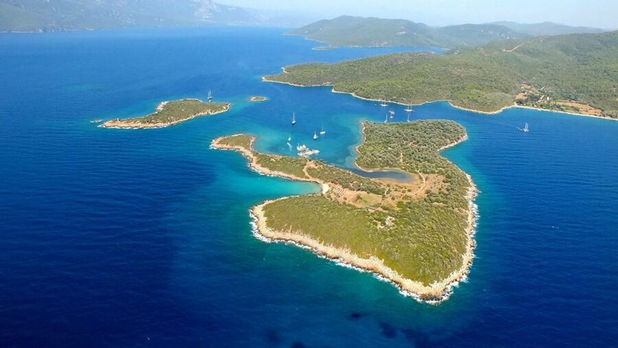 Marmaris: Cleopatra Island Boat Trip with Lunch and Transfer - Why this boat trip feels like a reset from Marmaris
