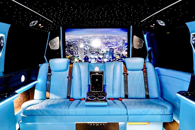 Marmaris Private Transfer with Drinks and Entertainment - Private pickup with your name on the sign