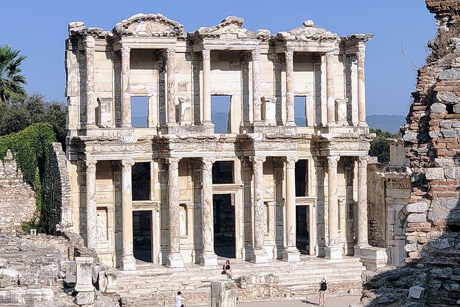 NO HIDDEN FEES Private Ephesus, Terrace Houses, St. John Basilica - Artemis Temple: The Seven Wonders Story in a Short Photo Stop