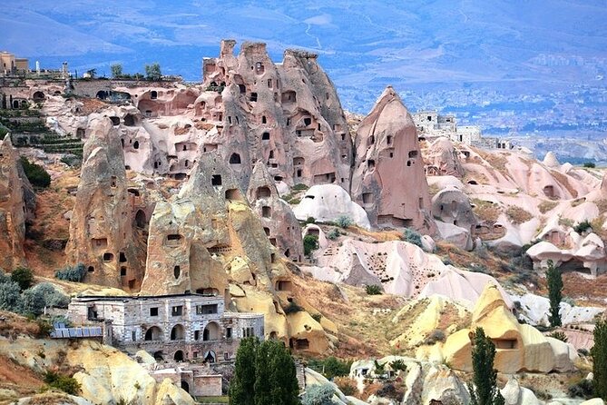 North Cappadocia Red Full-Day Guided Tour with Lunch - Uchisar Castle and Love Valley: Small Time Blocks, Big Payoff