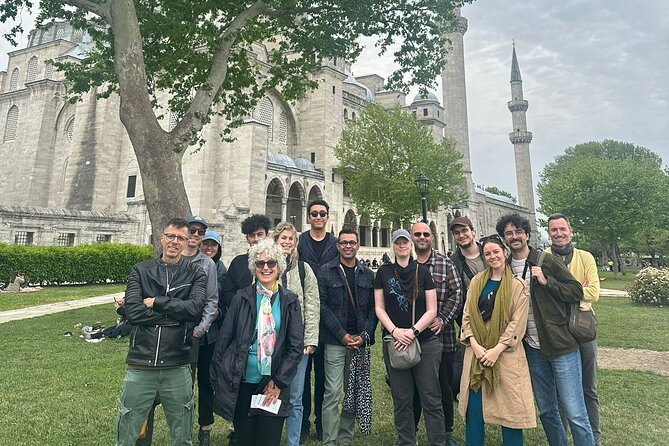 Old Town Of Istanbul Orientation - Tip Based Walking Tour - Two mosques, one plan: how the Blue Mosque visit really works