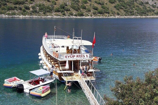 Ölüdeniz: Butterfly Valley Boat Trip with Buffet Lunch - Blue Cave stop: when the water is the star